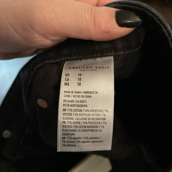 High Rise Boyfriend Jean Shorts - Picture 3 of 5